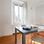 Hacca Collection - Brera & Fashion District - Bright 2br Lejlighed *