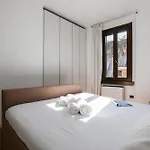 Hacca Collection - Brera & Fashion District - Bright 2br Lejlighed *