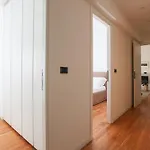 Lejlighed Hacca Collection - Brera & Fashion District - Bright 2br Milano