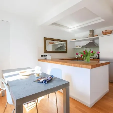 Διαμέρισμα Hacca Collection - Brera & Fashion District - Bright 2br *